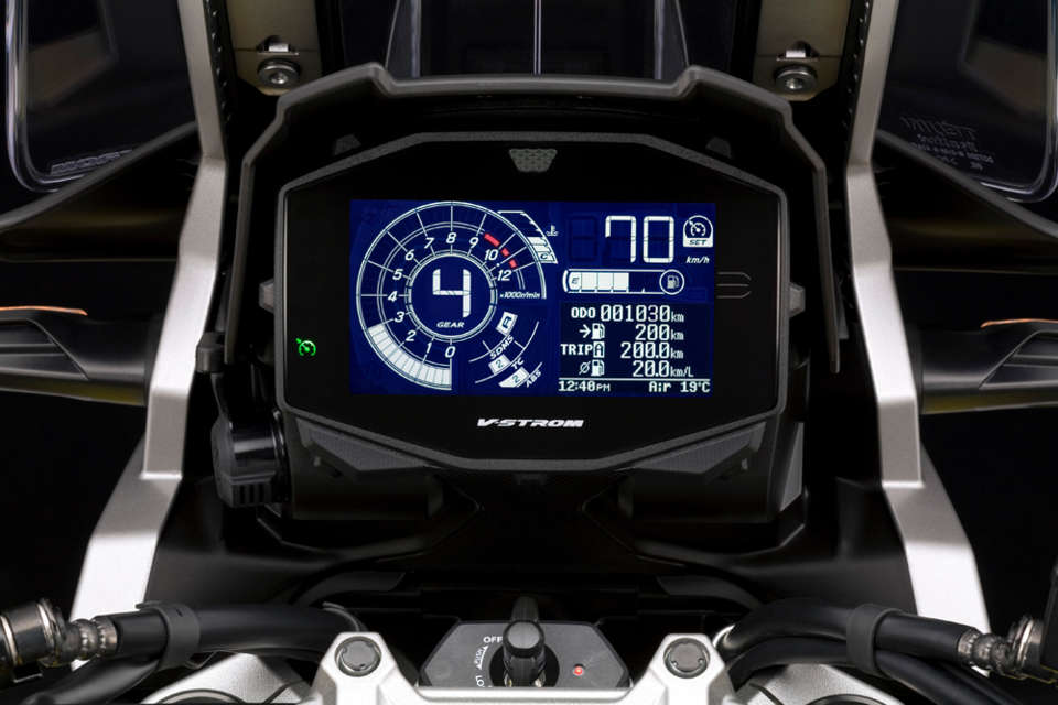 Suzuki V Strom 1050XT Display