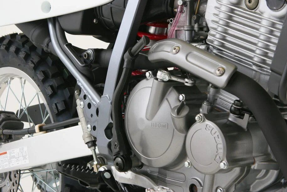 mesin Suzuki DR Z250