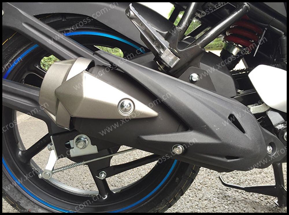 Chongqing XCross Fly 150 Kembaran Yamaha Byson, Mirip Banget! 2 Knalpot Chongqing Xcross Fly 150