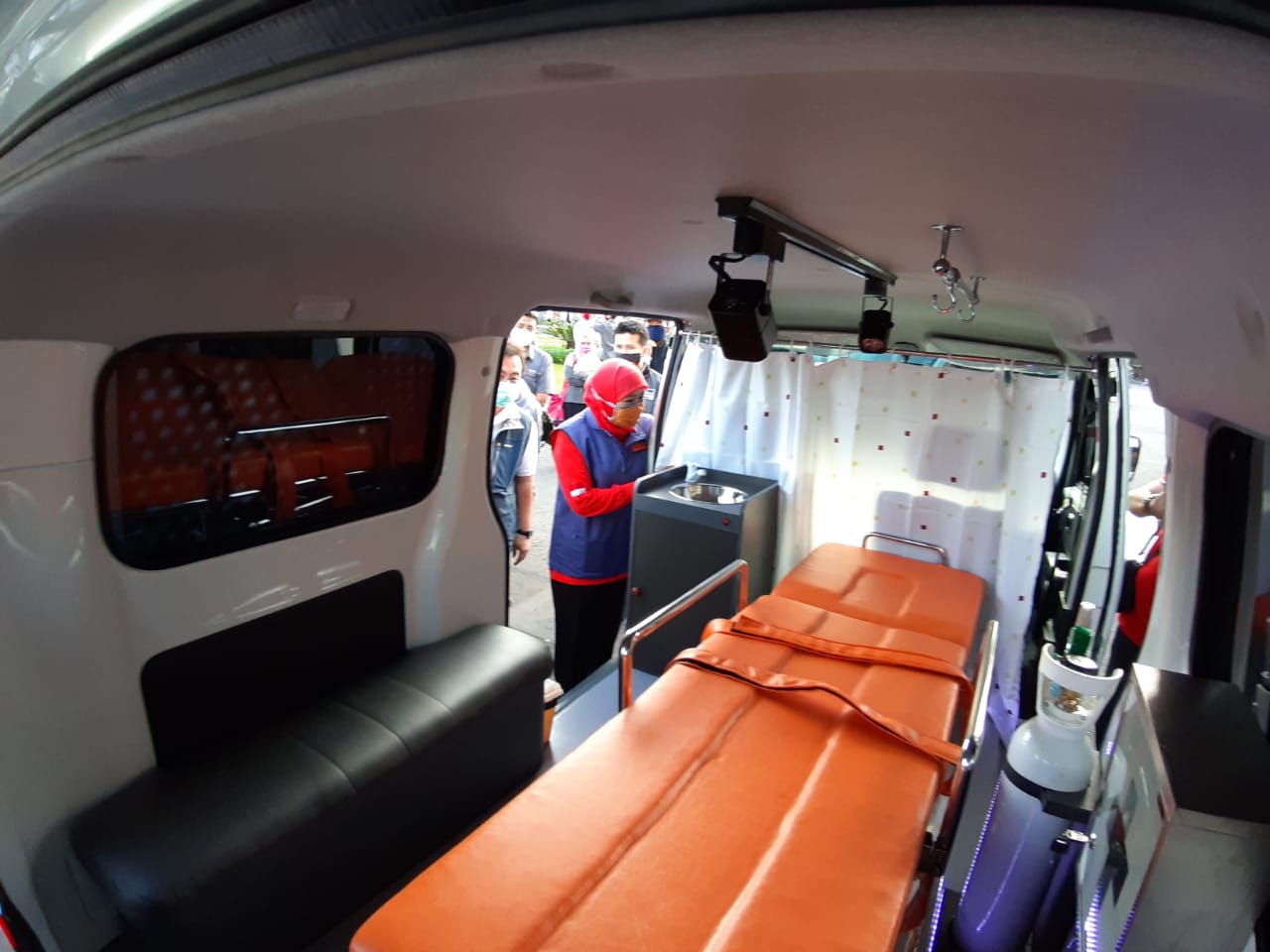 MPM Honda Jatim Salurkan Donasi Alat Kesehatan 3 c5b67c88 4220 47c0 9d68 ef9485451761