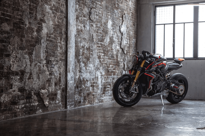MV Agusta Mulai Membuat Motor Edisi Terbatas ! 3 mv agusta rush limited