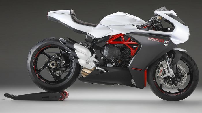 mv agusta supervelove 800 white