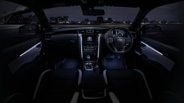 New Toyota Fortuner Resmi Diluncurkan ! 3 toyota fortuner 2020 2 169