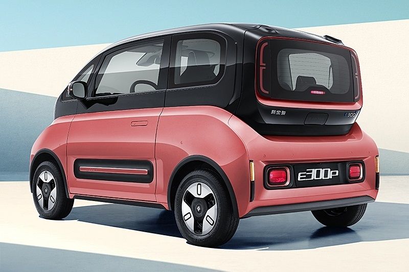 2021 Baojun E300 Plus EV China exterior 05
