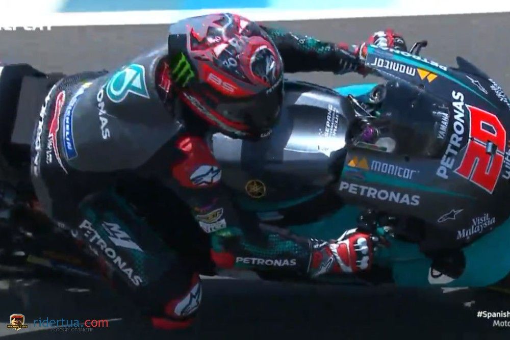 Knee-grip: Foto Ilustrasi Quartararo Ini Indikasikan Menyerap Gaya Balap Lorenzo? 4 Fabio Quartararo Gaya Balap