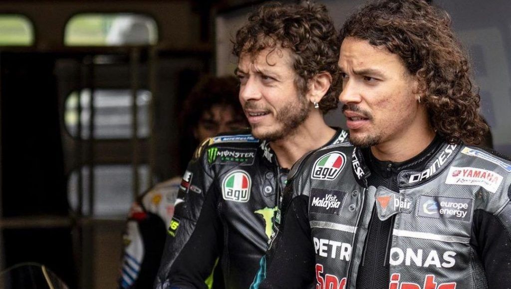 Cerita Valentino Rossi dan Franco Morbidelli Seperti Lelucon Nasib 2 Valentino Rossi - Franco Morbidelli