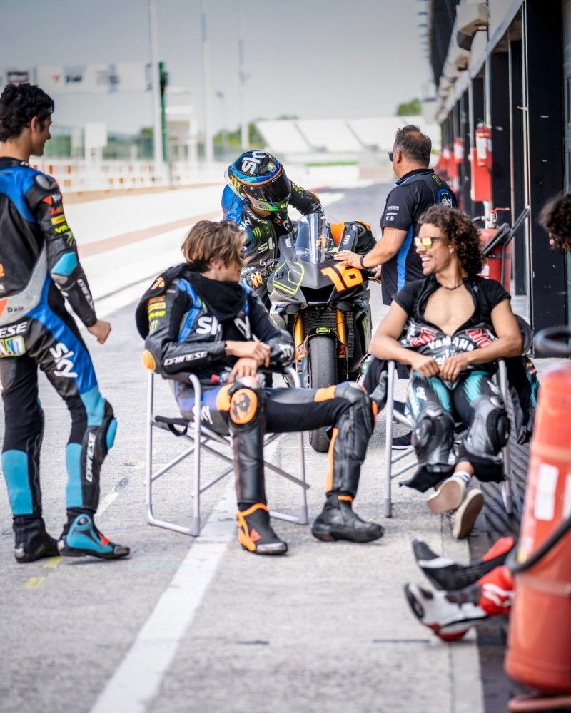 Hadapi Cuaca Panas, Valentino Rossi Jalani Latihan Fisik Adaptasi dengan Kondisi Trek 2 Valentino Rossi VR46 Academy Misano