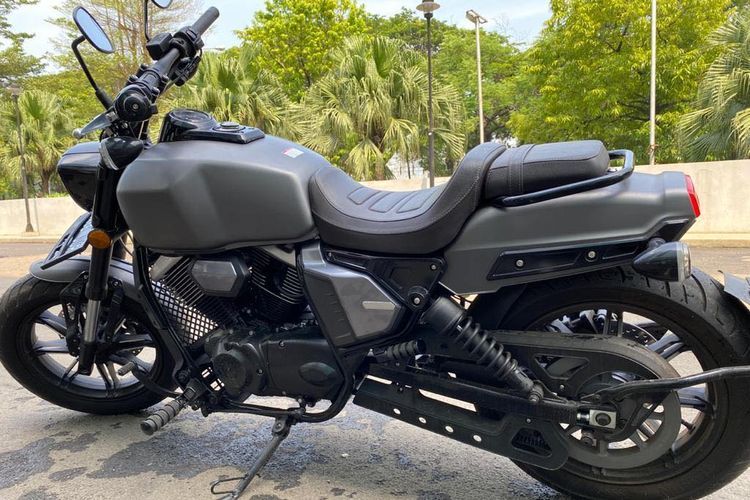 benelli v twin engine