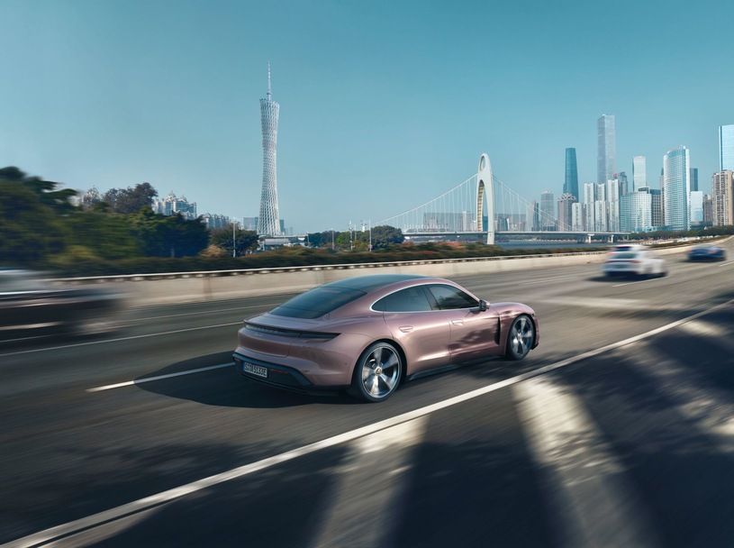 porsche taycan rwd