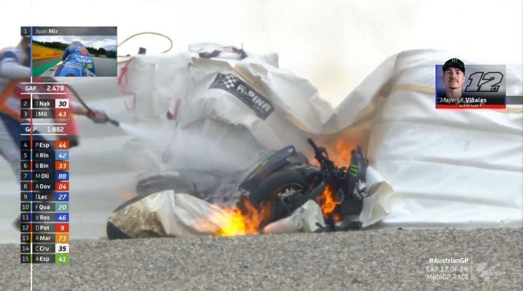 Mengais Mesin Terbakar, Memburu Gelar! 3 Crash Maverick Vinales 2