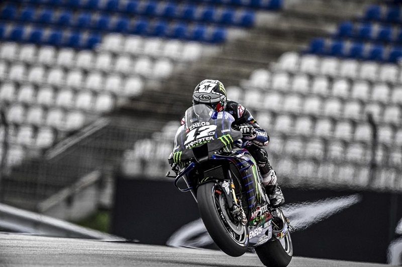 Apakah Mesin Yamaha Rossi dan Vinales Beda Speknya? 2 Apakah Mesin Yamaha Rossi dan Vinales Beda Speknya?