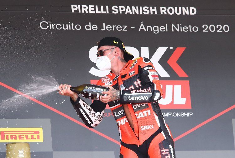 Hasil Race2 WSBK Jerez: Ducati Berjaya, Kawasaki Tak Berdaya, Gap Rea 12 detik! 2 Scott Redding Jerez win