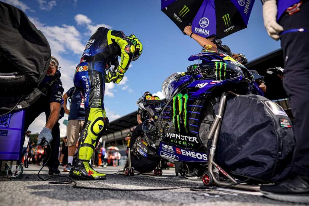 Valentino Rossi: Jika Pensiun Tetap Menantang Bahaya! 2 Melihat Valentino Rossi di MotoGP Mandalika