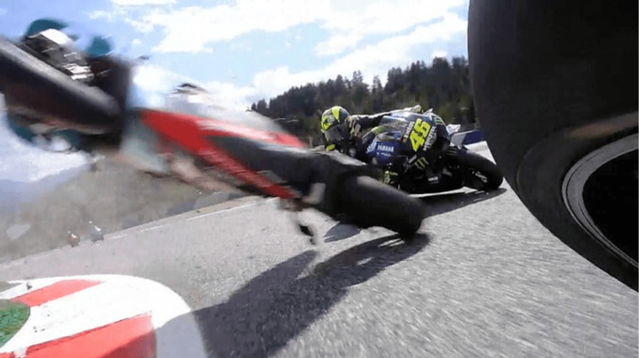 Valentino Rossi Serukan Rasa Hormat Antar Sesama Pembalap, Dengerin Tuh! 2 Valentino Rossi Serukan Rasa Hormat Antar Sesama Pembalap