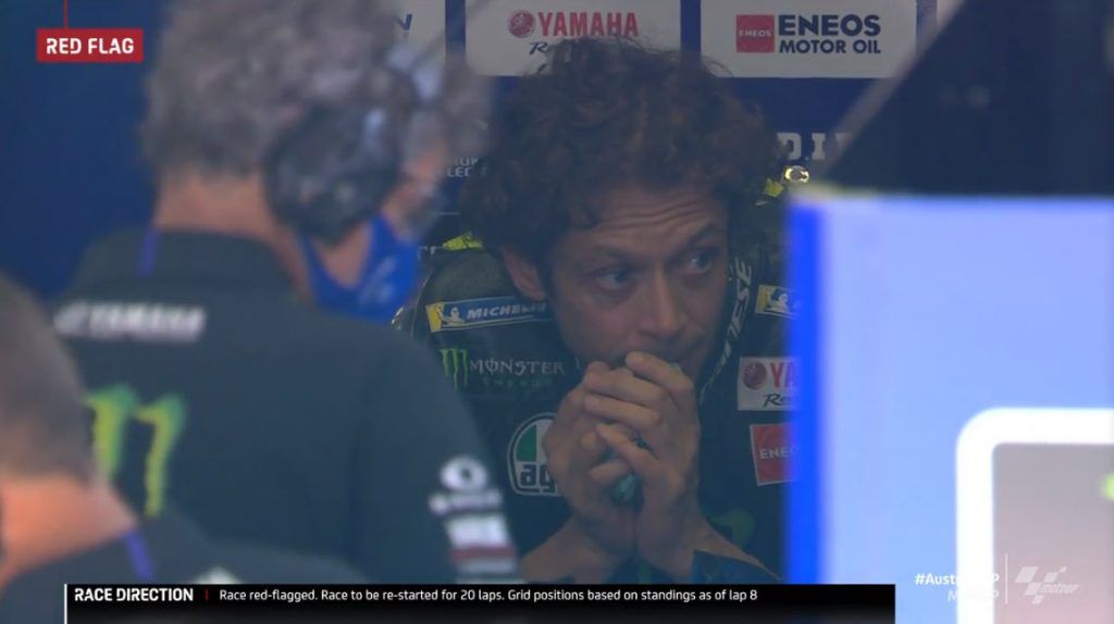 Rossi Selamat dari Kecelakaan Horror di GP Austria! 6 Valentino Rossi Selamat 6
