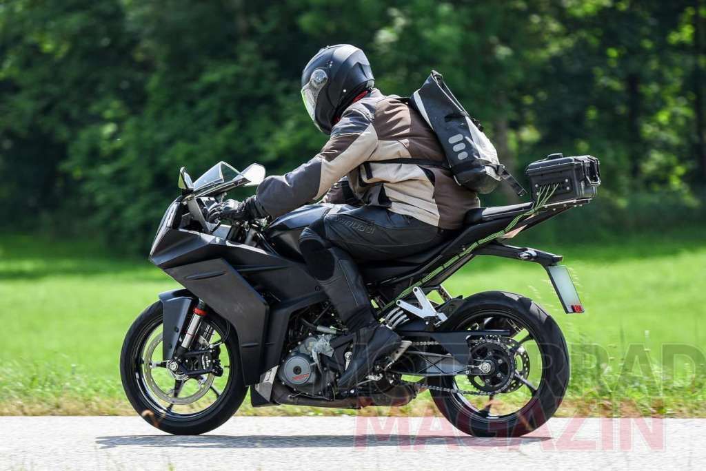 KTM menguji motor terbaru yang diduga RC390 2021