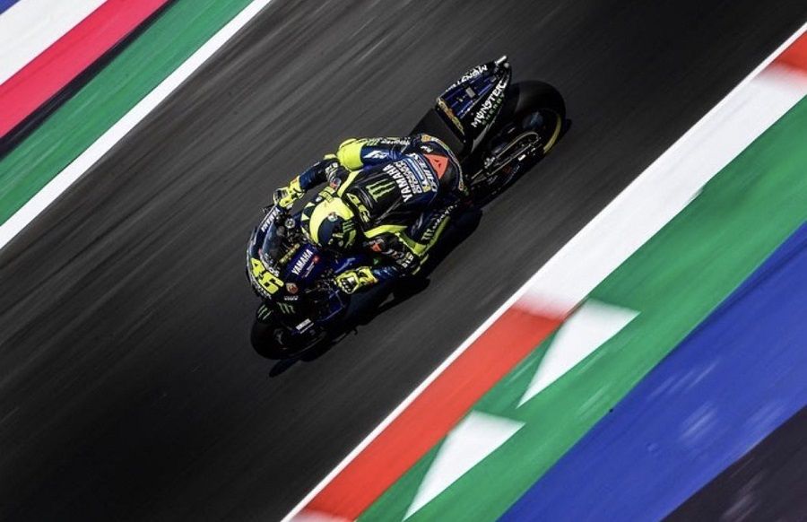 Valentino Rossi: Target 10 Besar di FP3, Enjoy Aja! 1 Valentino Rossi: Target 10 Besar di FP3