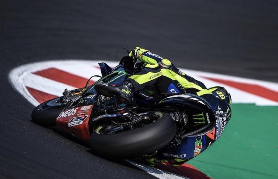 Valentino Rossi: Target 10 Besar di FP3, Enjoy Aja! 2 Valentino Rossi: Target 10 Besar di FP3