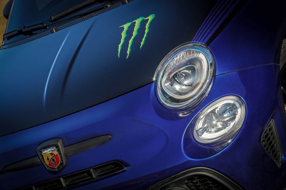 FIAT VR46 di Tim Satelit Yamaha? 1 abarth-595-monster-energy-yamaha