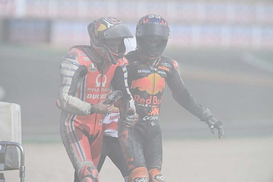 Binder 'Bayar Hutang': Aspal di Valencia Sehalus Es 2 Jack Miller Brad Binder