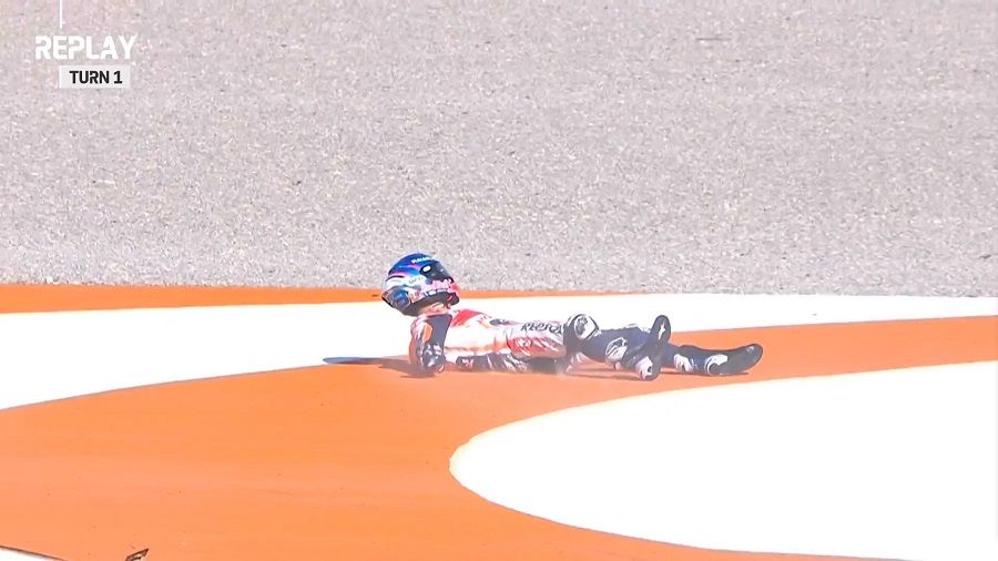Alex Marquez Jatuh 2 Kali Berturut-turut, Ini Penjelasannya 3 Alex Marquez Crash 2