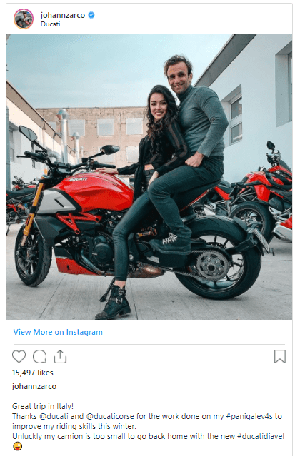 Johann Zarco ke Pabrik Ducati untuk Melihat Kecantikan Motornya 2 Johann Zarco Veronika Thielova 1