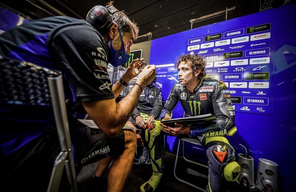 Valentino Rossi Akan Menjadi Manajer Tim MotoGP? Tunggu 7 Bulan Lagi 1 Valentino Rossi Akan Menjadi Manajer Tim MotoGP? Tunggu 7 Bulan Lagi!