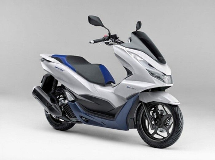 New Honda PCX e:HEV Tampil Lebih Segar! 1 New Honda PCX e:HEV