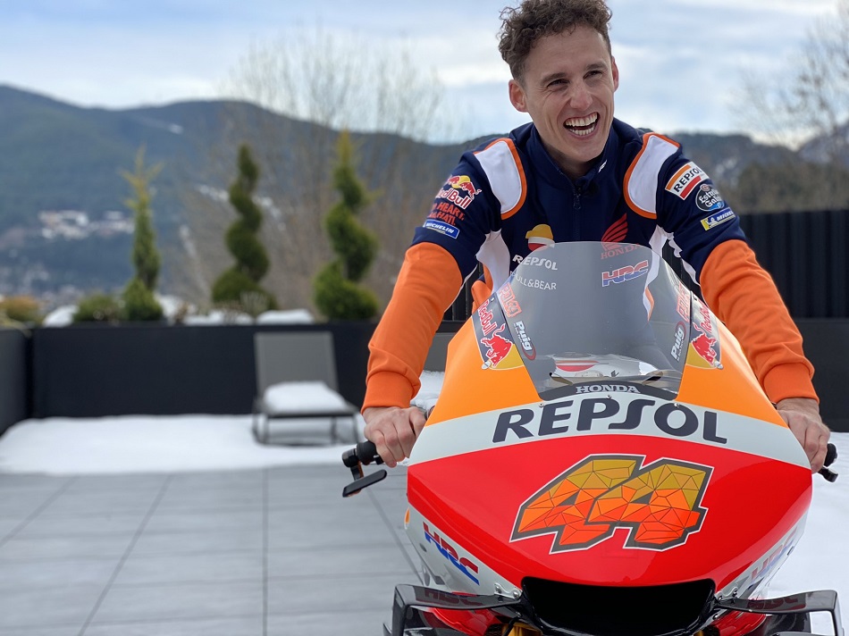 Penampakan Pertama Pol Espargaro Sebagai Pembalap Repsol Honda 1 Pol Espargaro Honda Repsol 2