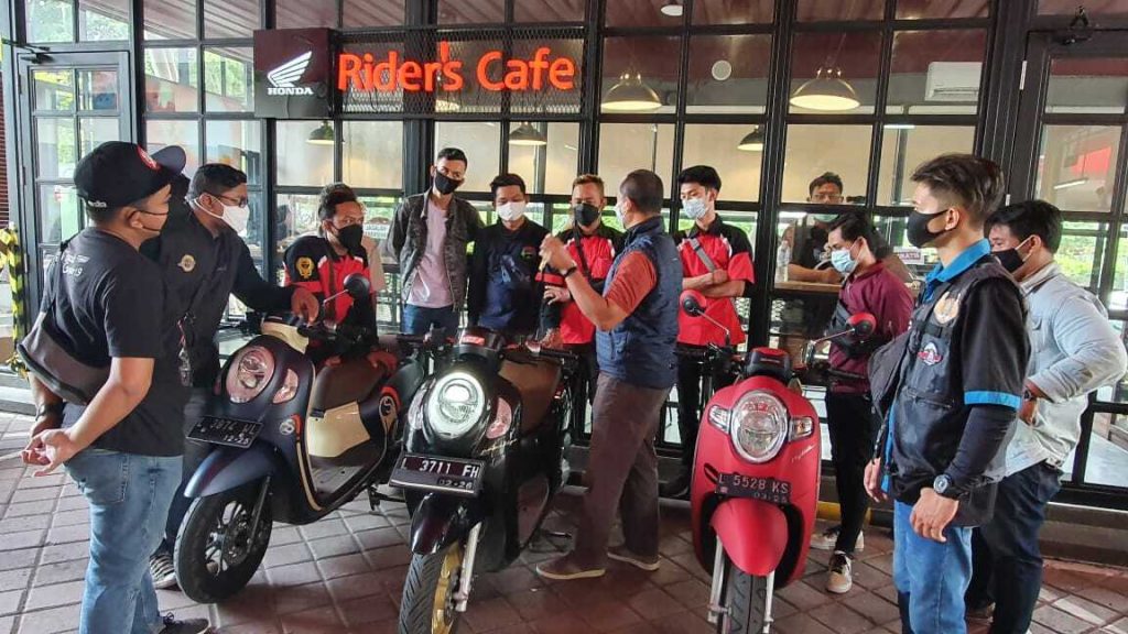 10 Komunitas Honda Jatim Adakan Kegiatan di MPM Riders Cafe 1 7c852758 c083 4276 93a1 a395bc124991 optimized