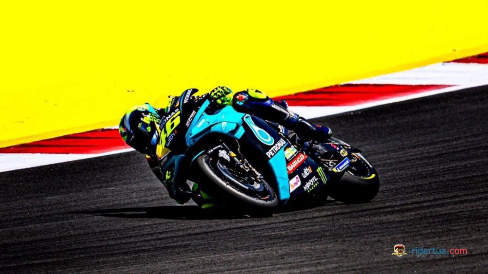 Bukan Salah Rossi dkk, Yamaha Menderita Sejak 2016 1 Valentino Rossi 4 1