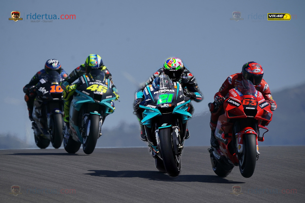 Rossi: Rasanya Aneh Menyalip Motor Milik Tim Sendiri 1 Rossi: Rasanya Aneh Menyalip Motor Milik Tim Sendiri