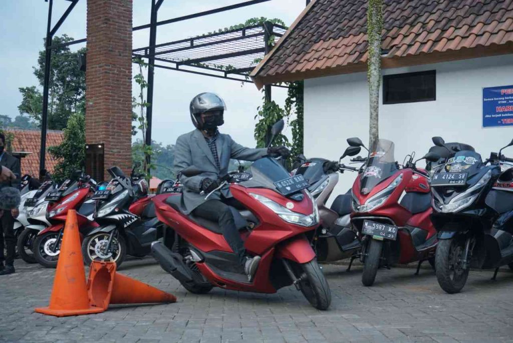pcx 8c2d0b82 3d14 451f 9d46 02271a1815de optimized