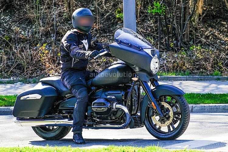 BMW Motorrad Siapkan R18 Versi Touring? 1 bmw r18 touring auto evolution optimized