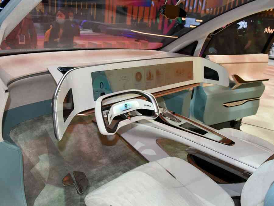 Maxus MIFA, MPV Listrik Pesaing Toyota Alphard? 1 maxus mifa inf news optimized