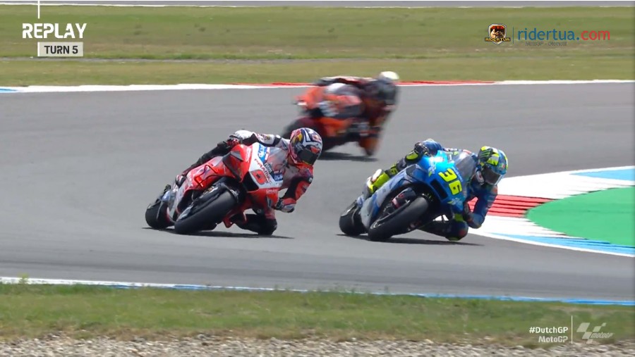 Menyalip Honda Sulit, Menyalip Ducati Mimpi Buruk 1 Mir Vs Zarco