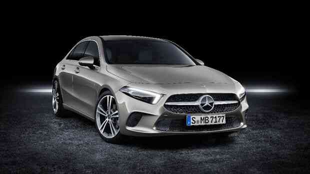 Dua Mobil Baru Mercedes-Benz Resmi Dirilis di Indonesia 1 mercedes benz a class 200 sedan progressive line detikoto optimized