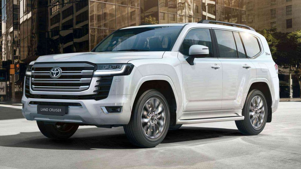 Ini Hasil Tes Tabrak Land Cruiser 300 Versi ANCAP 1 toyota land cruiser 2022 motor1 optimized