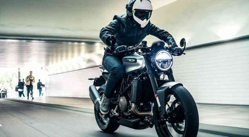 Husqvarna Punya Naked Bike Kembar, Ini Bedanya 1 husqvarna vitpilen 701 autonetmagz optimized