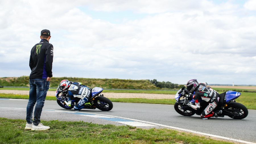 Quartararo Menjadi 'Pelatih' Pembalap Muda Yamaha 1 Fabio Quartararo Yamaha 2