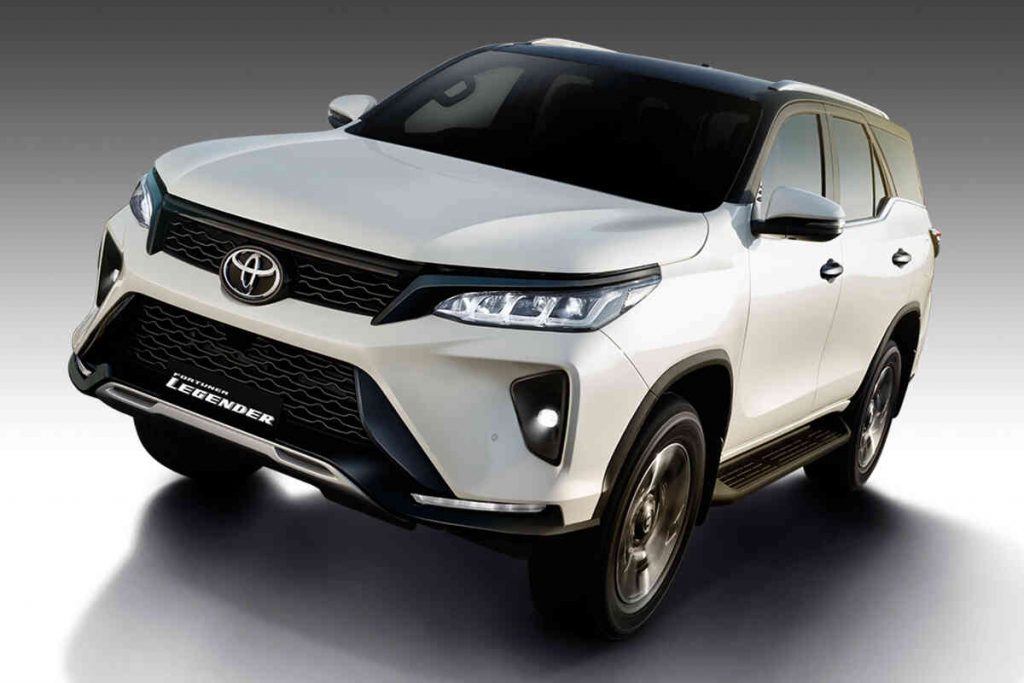 Ingat, Fortuner Legender 'Beda Jauh' Dari Model Biasanya 1 toyota fortuner legender news18 optimized