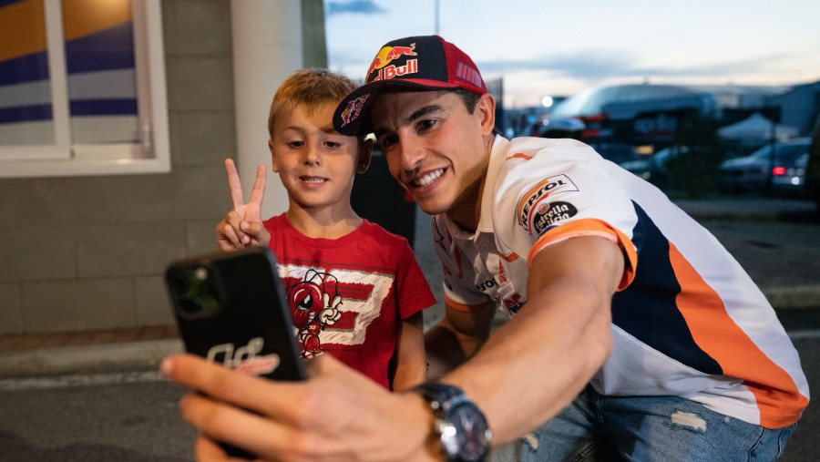 Marquez Membuat 'Valentino' Bahagia 1 Marc Marquez valentino