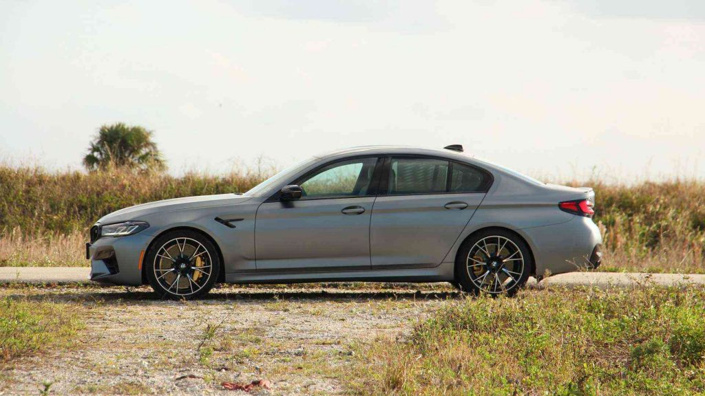 BMW M5 Competition Resmi Hadir di Indonesia! 1 bmw m5 competition motor1 optimized