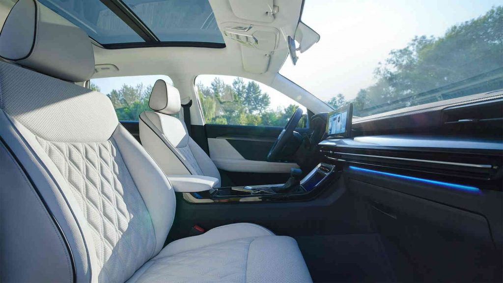 Wuling Asta 'Xingchen' Dirilis, Hanya Rp 153 Jutaan! 1 wuling asta interior dierso com optimized