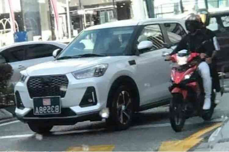 Kok Rocky Hybrid Sudah Muncul di Malaysia? 1 daihatsu rocky facelift creative311 com kompas oto optimized