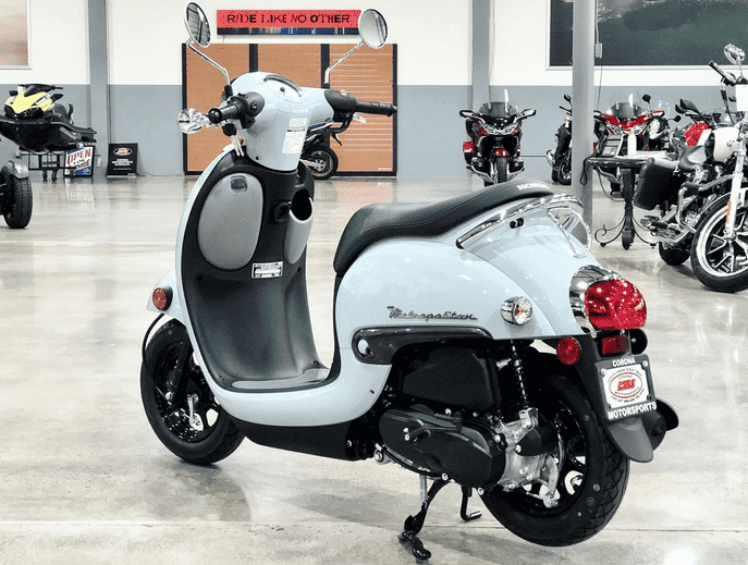 Honda Metropolitan 2022, Skutik Retro Modern Seharga PCX 160! 1 honda metropolitan 2022 acbiker optimized