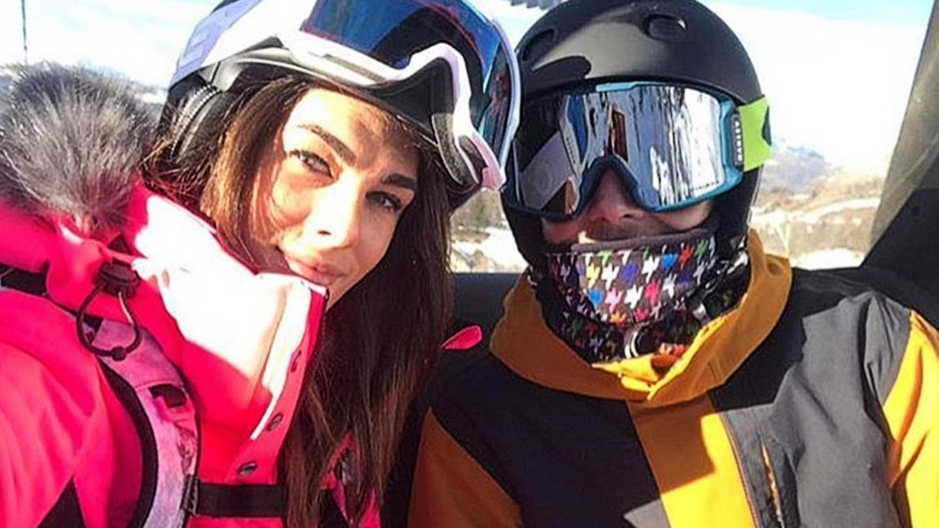 Valentino Rossi: Dari Motor ke Snowboard 1 Valentino Rossi Francesca