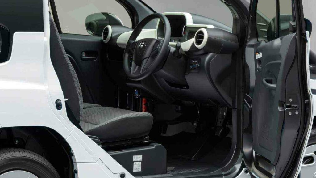 Toyota C+Pod Resmi Dijual di Jepang 1 toyota c pod motor1 optimized