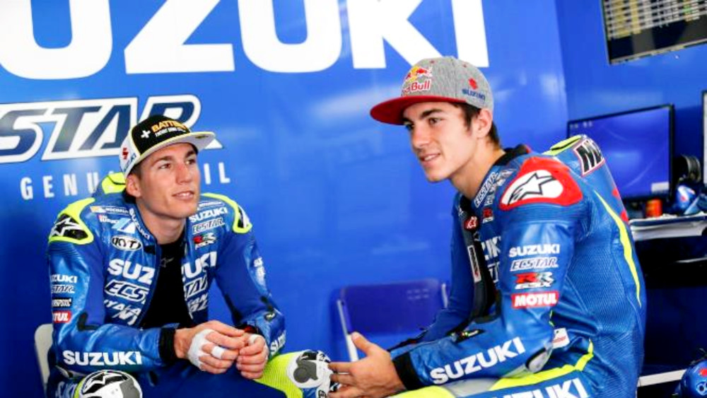 Aleix Espargaro : Ada Pembalap Berbakat yang Gagal Berkembang Lantaran Punya Orang Tua yang Suka Ikut Campur 2 Maverick Vinales - Aleix Espargaro - Suzuki