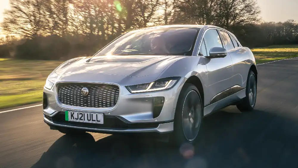 Jaguar-Land Rover Siap Rilis Mobil Listrik di Indonesia? 1 Jaguar i Pace Top Gear